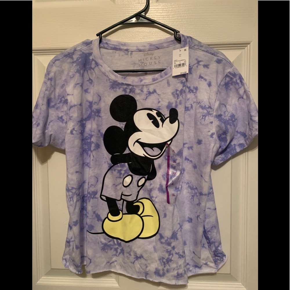 Tee shirt
